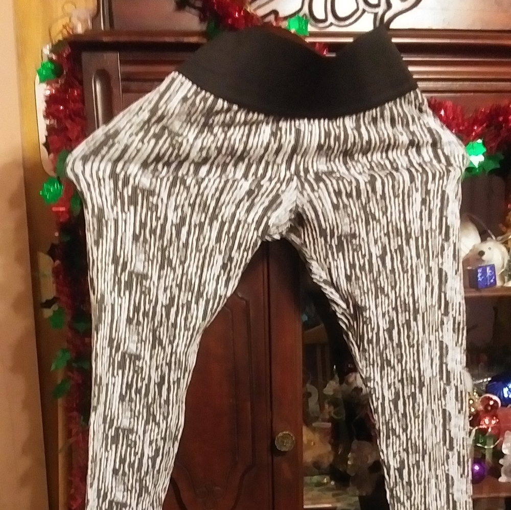 LEGGING - Picture 3 of 4